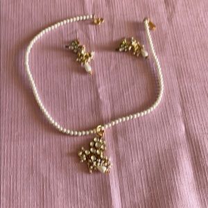 Necklace and earrings set